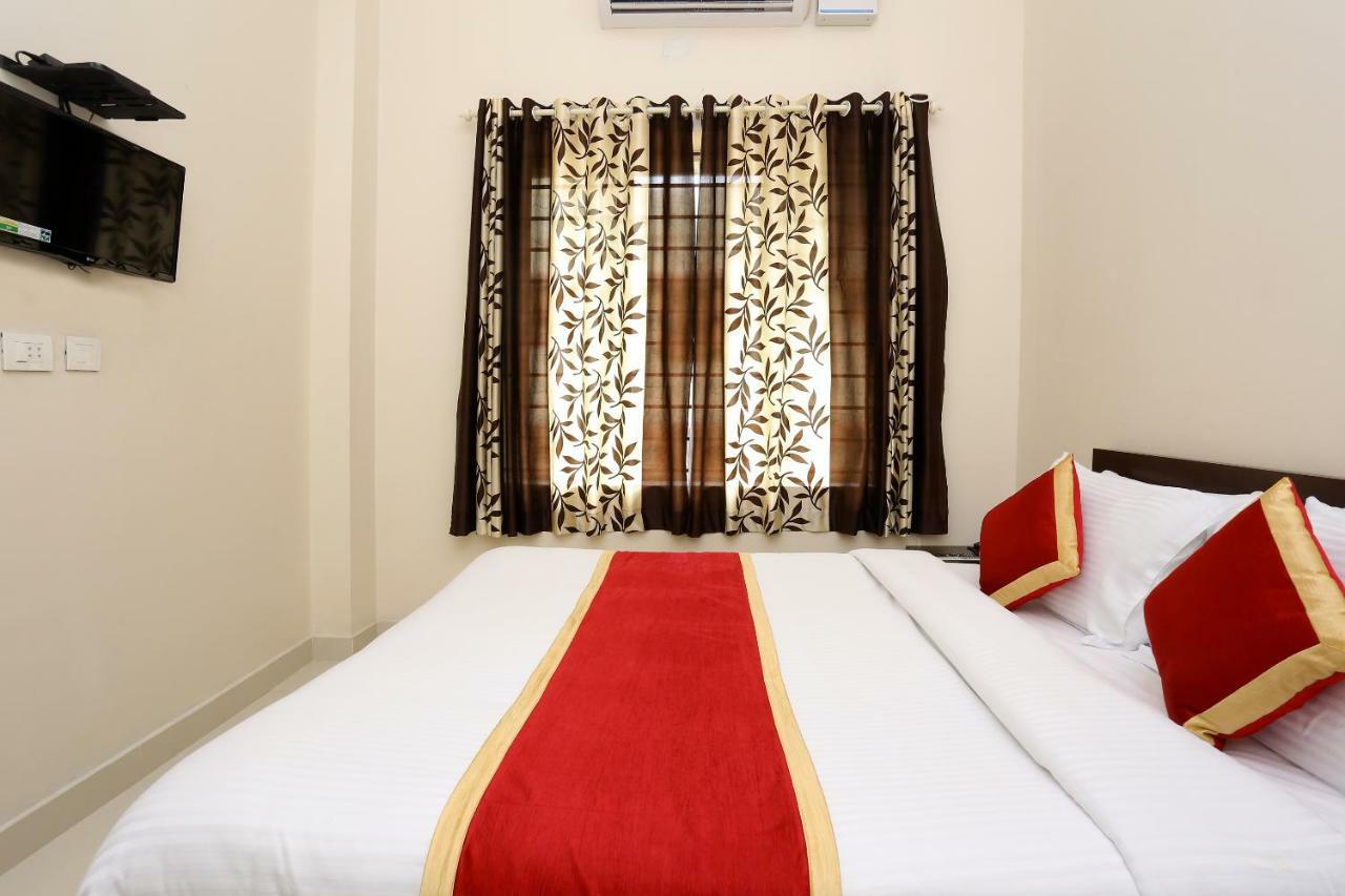 Oyo 9118 Saravana Inn Thiruvananthapuram Buitenkant foto